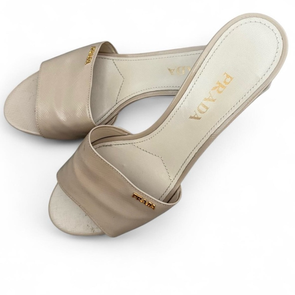 Prada Patent Leather Heeled Sandal - Light Beige